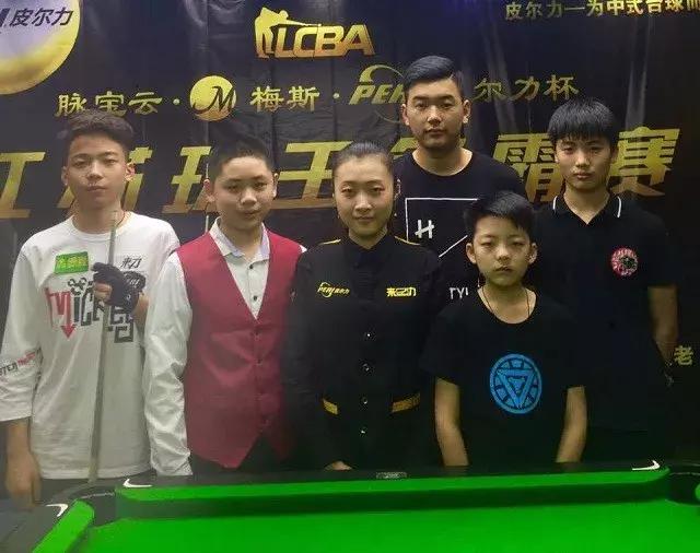 期待在接下 期待在接下