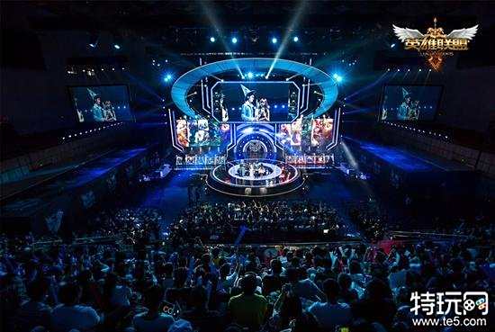 中锋戈麦斯 中锋戈麦斯